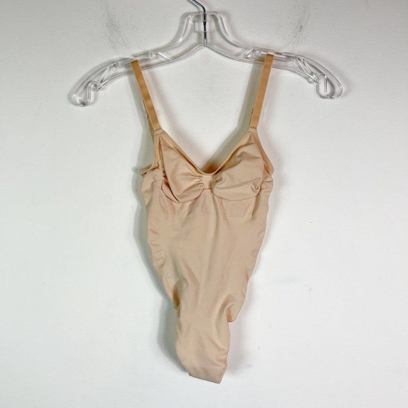 SKIMS Intimates & Sleepwear Skims Nwot Seamless Sculpt Low Back